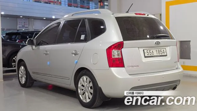 Kia Carens 2013 thumb 6