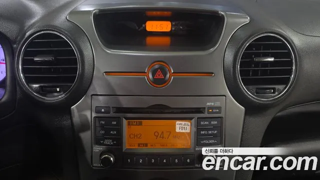 Kia Carens 2013 thumb 10