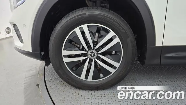 Mercedes-Benz GLB 2021 thumb 5
