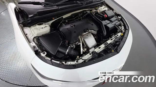 ChevroletGMDaewoo Malibu 2017 thumb 6