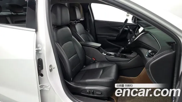ChevroletGMDaewoo Malibu 2017 thumb 11