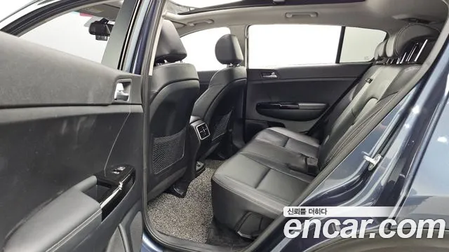 Kia Sportage 2016 thumb 12