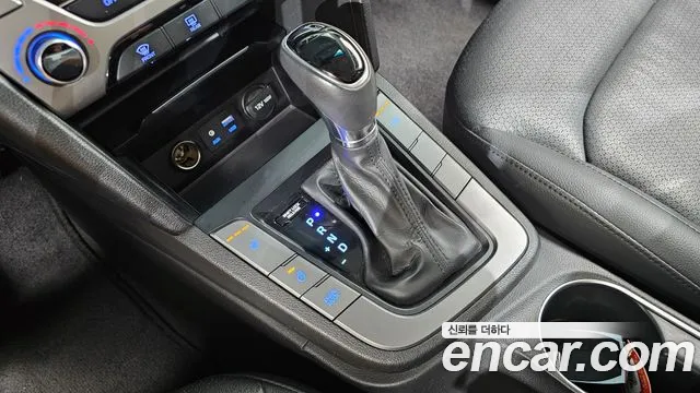 Hyundai Avante 2016 thumb 9