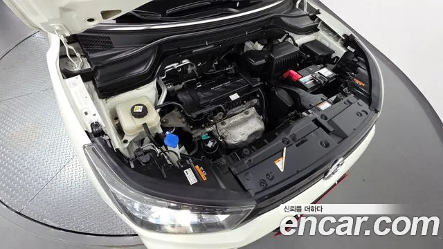 KG_Mobility_Ssangyong TIBOLI 2018 thumb 6