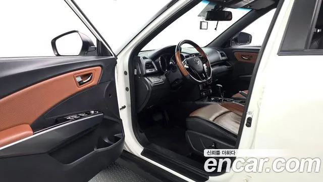 KG_Mobility_Ssangyong TIBOLI 2018 thumb 10