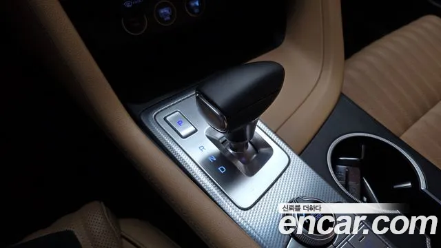 Genesis G70 2022 thumb 9