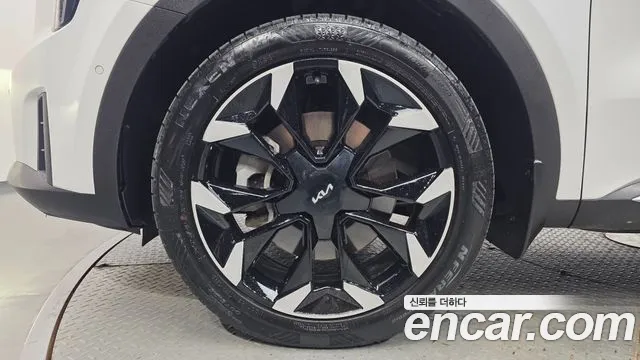 Kia Sorento 2024 thumb 5