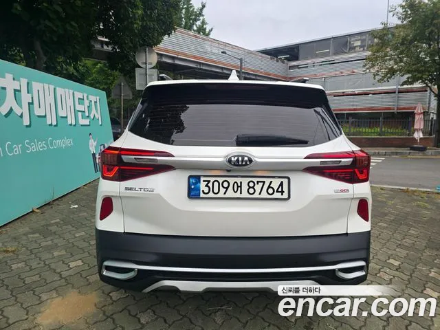 Kia Seltos 2020 thumb 4