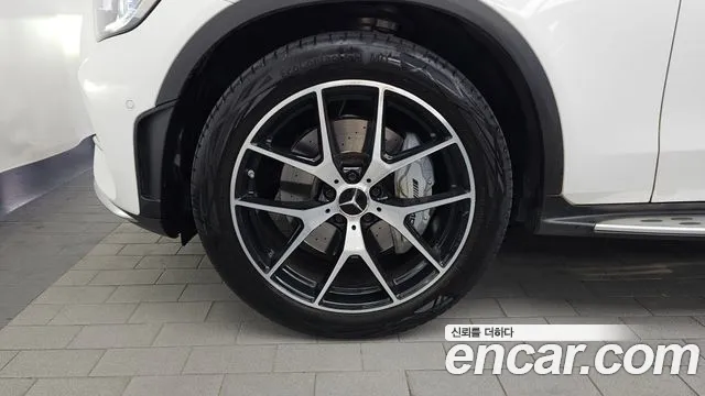 Mercedes-Benz GLC 2023 thumb 5