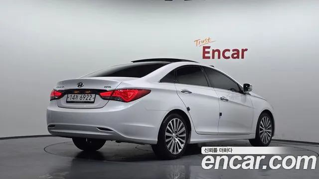 Hyundai Sonata 2013 thumb 2