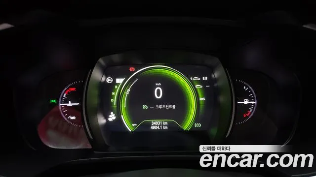 Renault-KoreaSamsung Koleos 2018 thumb 8