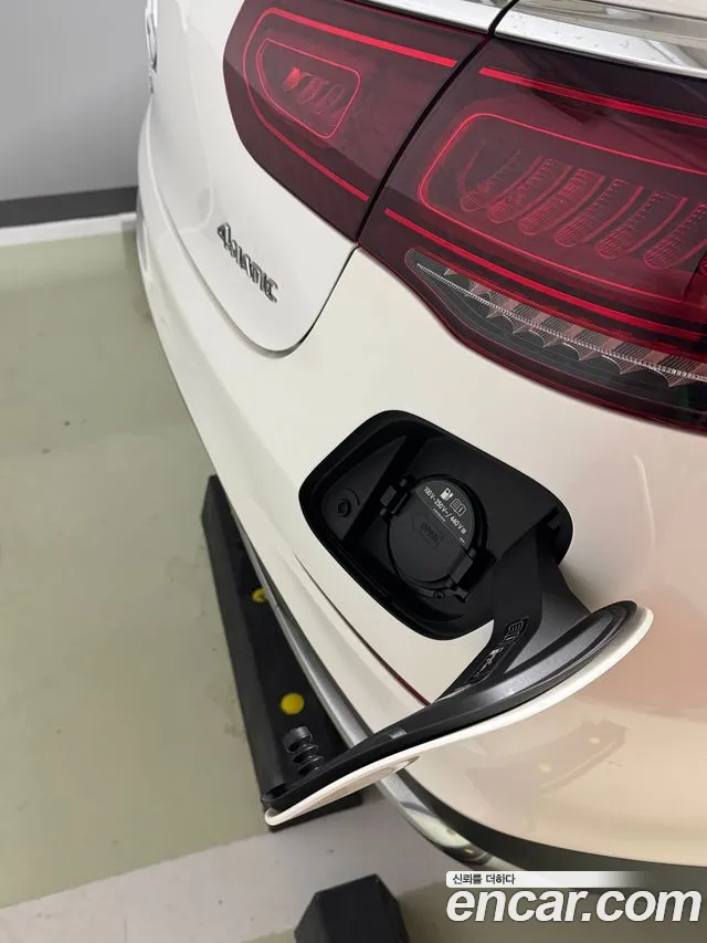 Mercedes-Benz GLC 2020 thumb 8