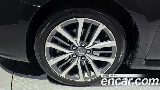 Renault-KoreaSamsung Latitude 2018 thumb 5