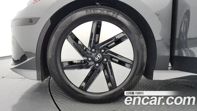 Hyundai IONIQ 6 2024 thumb 5