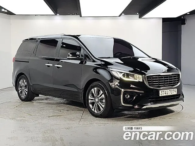 Kia Carnival 2020 thumb 2