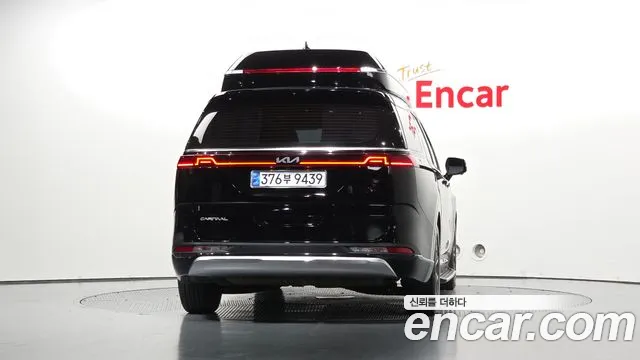 Kia Carnival 2022 thumb 4
