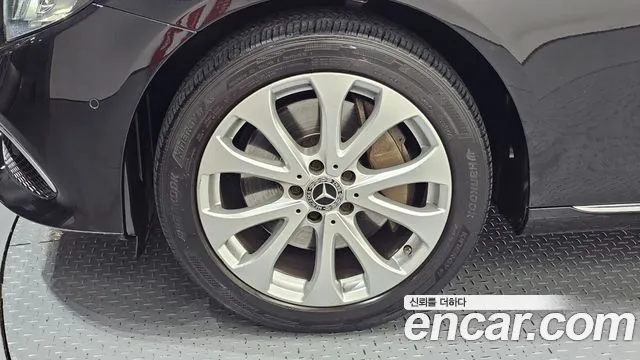 Mercedes-Benz E-Класс 2018 thumb 5