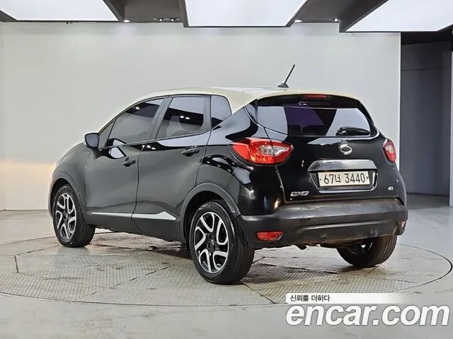 Renault-KoreaSamsung Captur 2015 thumb 3