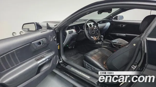 Ford Mustang Mach-E 2015 thumb 10