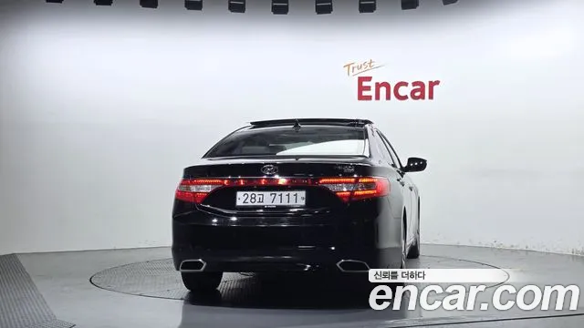 Hyundai Grandeur 2014 thumb 4