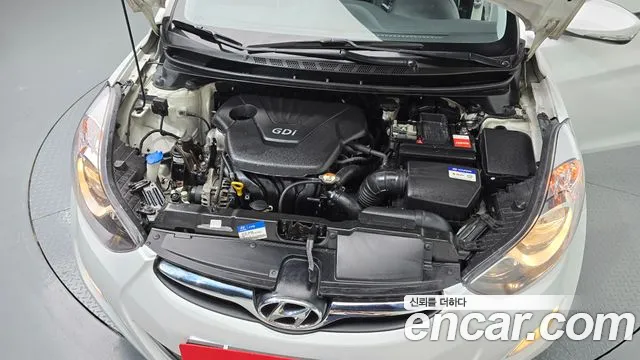 Hyundai Avante 2011 thumb 6