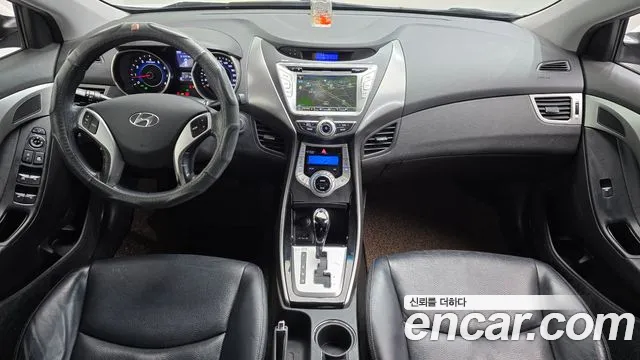 Hyundai Avante 2011 thumb 7