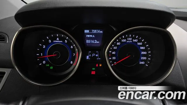 Hyundai Avante 2011 thumb 8