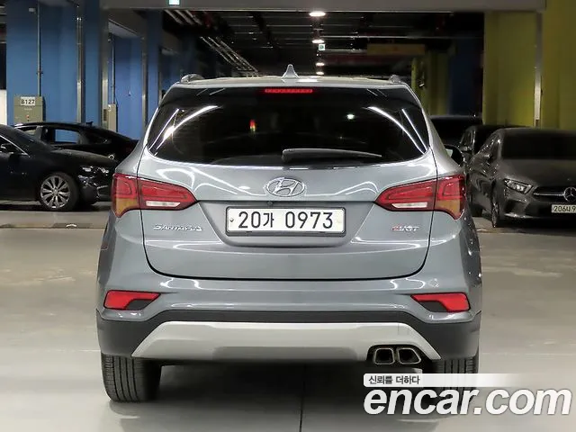 Hyundai Santa Fe 2015 thumb 3