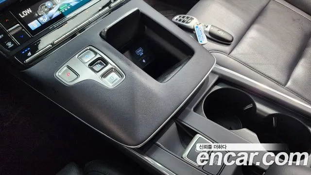 Hyundai Grandeur 2019 thumb 9