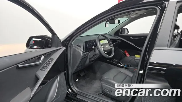 Kia Niro 2023 thumb 9
