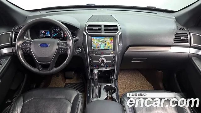 Ford Explorer 2017 thumb 7