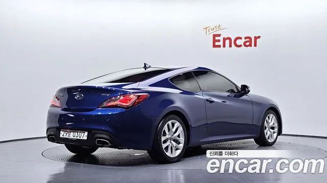 Hyundai Genesis 2015 thumb 2