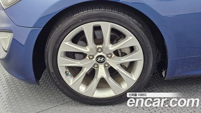 Hyundai Genesis 2015 thumb 5