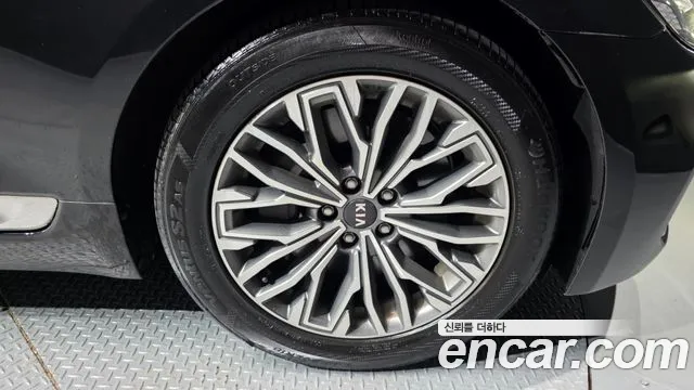 Kia K9 2018 thumb 5