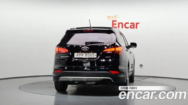 Hyundai Santa Fe 2013 thumb 4