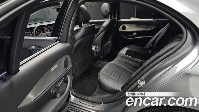 Mercedes-Benz E-Класс 2018 thumb 11