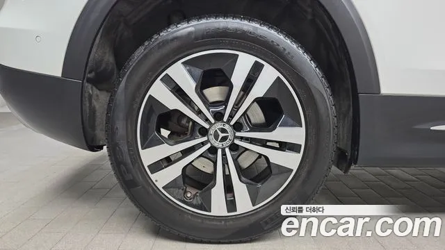 Mercedes-Benz GLB 2022 thumb 4