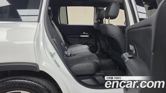 Mercedes-Benz GLB 2022 thumb 10