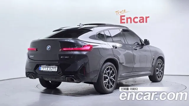BMW X4 2023 thumb 2