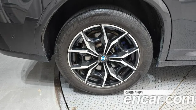BMW X4 2023 thumb 5