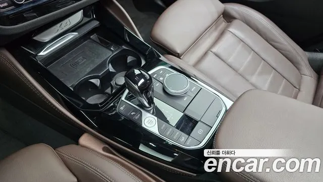 BMW X4 2023 thumb 9