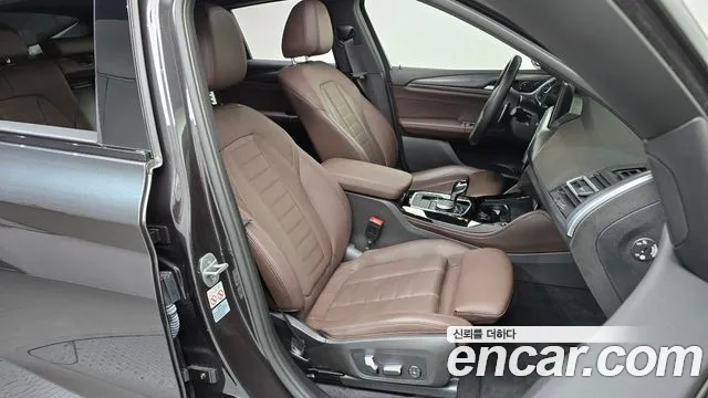BMW X4 2023 thumb 12