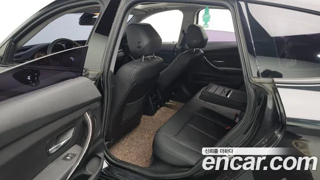 BMW Gran Turismo 2016 thumb 12