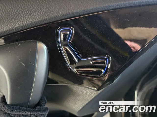 Hyundai Grandeur 2011 thumb 6