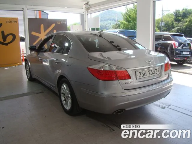 Hyundai Genesis 2010 thumb 5