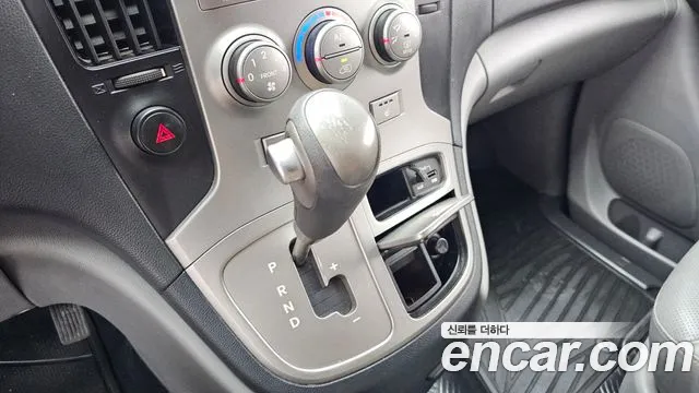 Hyundai Starex 2014 thumb 9