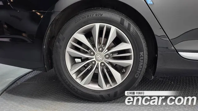 Hyundai Grandeur 2014 thumb 5