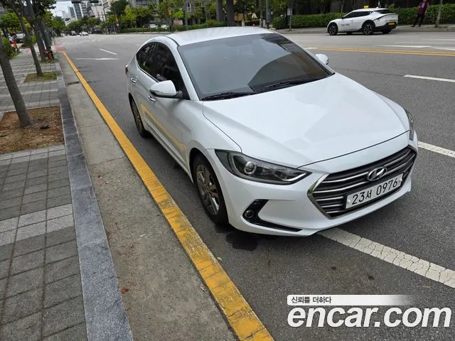 Hyundai Avante 2016 thumb 3