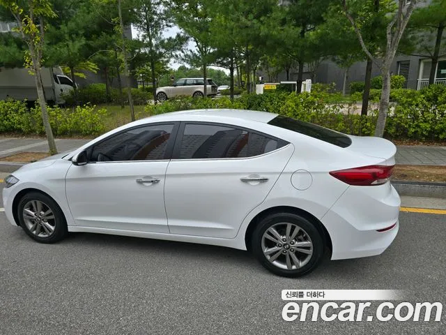 Hyundai Avante 2016 thumb 5