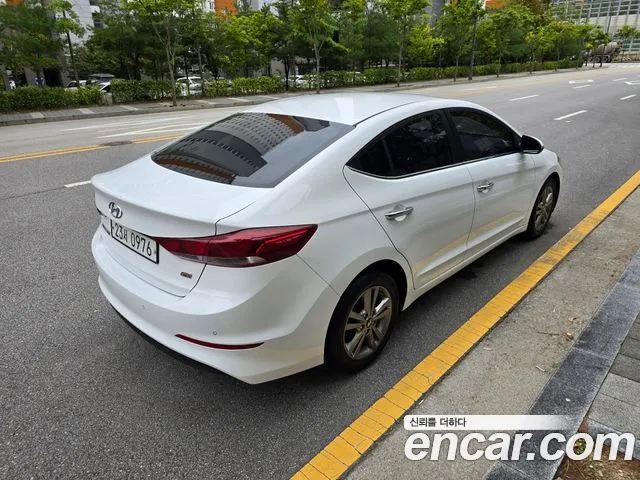 Hyundai Avante 2016 thumb 6